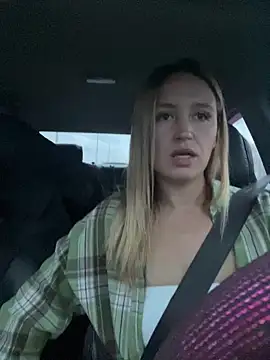 StasyWood online show from 10-30-25, 01:15