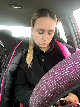 StasyWood online show from 10-09-25, 01:17