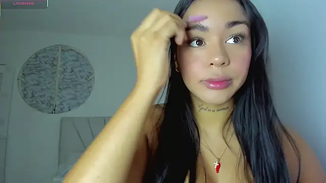 IsabelaVanegas  online show from 10-30-25, 02:36