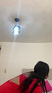 IsabelaVanegas  online show from 12-01-25, 05:14