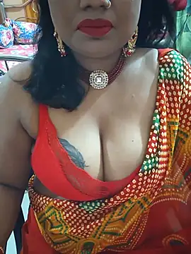 Snapshot of YR-SHIVANI chatting on 07-16-26, 06:27 YR-SHIVANI online show from 07-16-26, 06:27