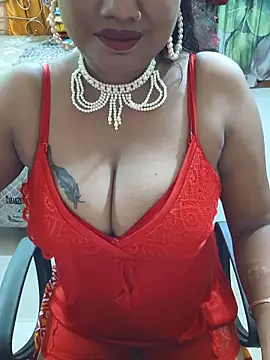 Snapshot of YR-SHIVANI chatting on 06-28-26, 07:25 YR-SHIVANI online show from 06-28-26, 07:25
