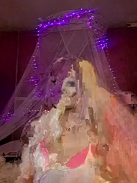 Snapshot of Angeldevilus chatting on 02-18-26, 01:47 Angeldevilus online show from 02-18-26, 01:47