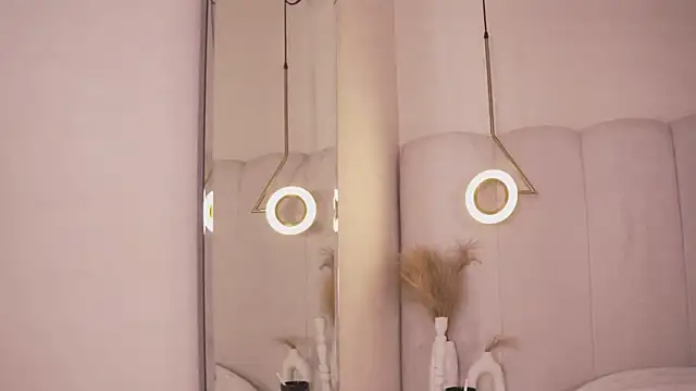 Abby-me online show from 04-07-26, 12:51