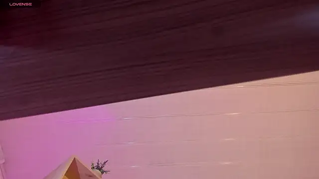 Tiarha online show from 01-24-25, 10:53