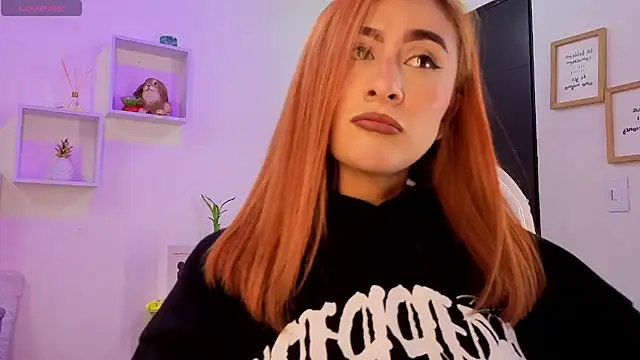 Tiarha online show from 10-22-25, 02:55