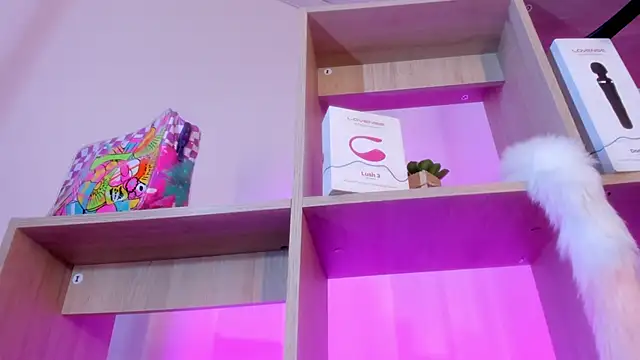 Tiarha online show from 01-19-25, 07:04