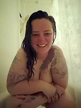 curvybrat93 online show from 07-02-26, 10:49