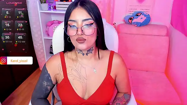 Snapshot of Hinataw33d01 chatting on 02-20-25, 01:46 Hinataw33d01 online show from 02-20-25, 01:46