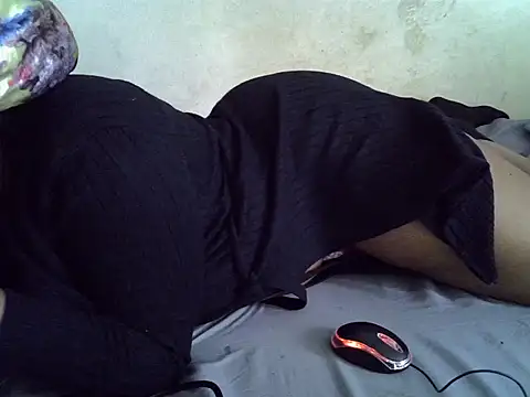 Crystal  Gee online show from 09-20-25, 09:03