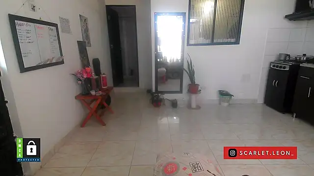 Scarletleon77 online show from 04-21-26, 03:40