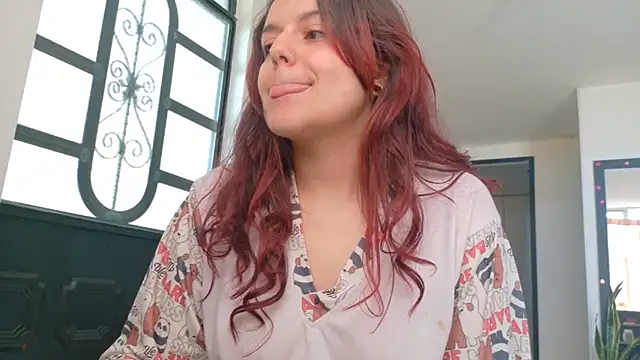 Scarletleon77 online show from 05-20-26, 02:25