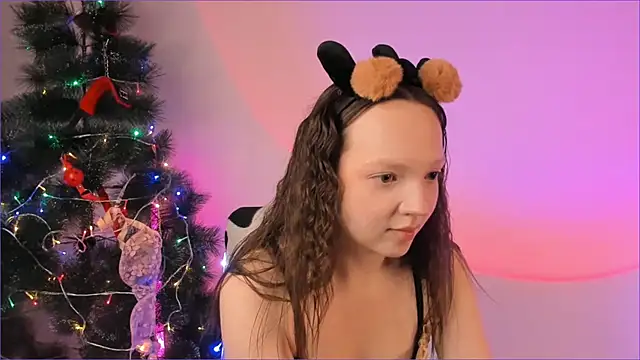 ShannaGate online show from 12-21-24, 10:28