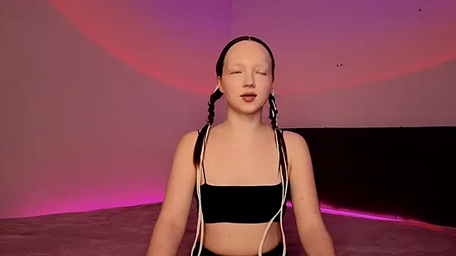 ShannaGate online show from 01-14-25, 03:22