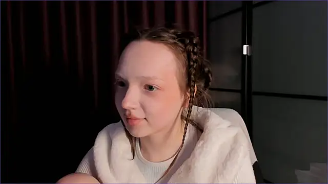 ShannaGate online show from 12-14-24, 09:40