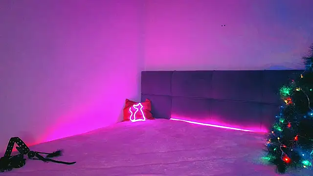 ShannaGate online show from 12-26-24, 03:06