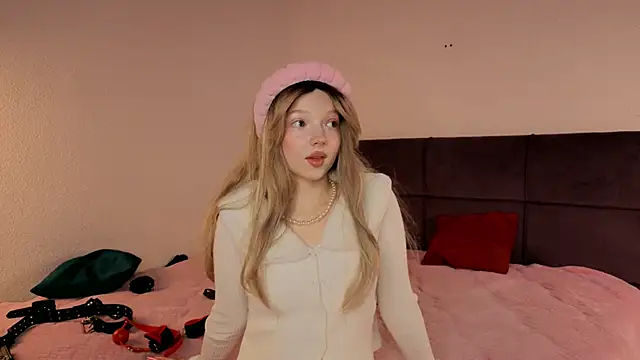 ShannaGate online show from 01-15-25, 03:11