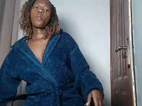 leslie bebby2 online show from 02-06-26, 10:50