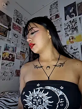 Snapshot of Hot_sophie_ chatting on 02-16-25, 11:17 Hot sophie  online show from 02-16-25, 11:17