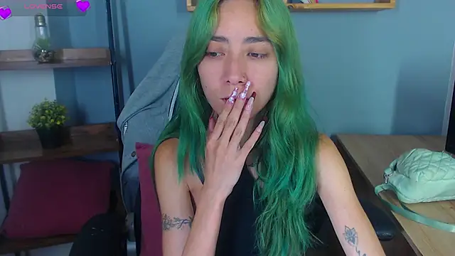 Snapshot of Erika_Stevens chatting on 09-14-25, 04:40 Erika Stevens online show from 09-14-25, 04:40