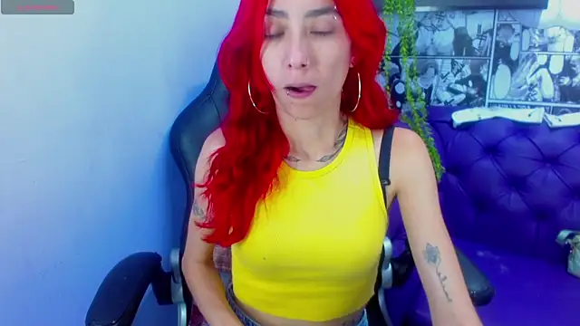 Snapshot of Erika_Stevens chatting on 02-19-26, 04:26 Erika Stevens online show from 02-19-26, 04:26