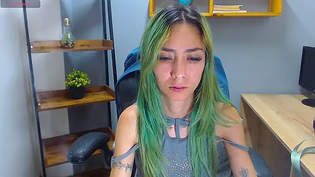 Erika Stevens online show from 11-08-25, 12:14