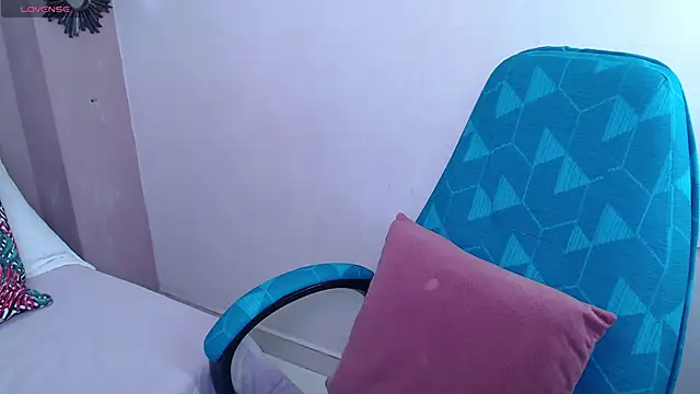 Erika Stevens online show from 11-12-25, 03:16