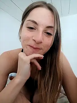 Snapshot of Cristina02 chatting on 04-10-26, 12:12 Cristina02 online show from 04-10-26, 12:12