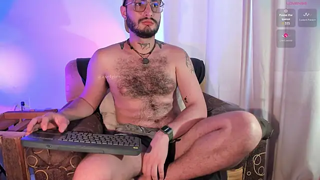 Snapshot of axel_giracr chatting on 07-18-26, 06:16 axel giracr online show from 07-18-26, 06:16