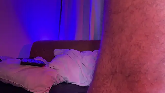 Snapshot of axel_giracr chatting on 02-01-26, 09:35 axel giracr online show from 02-01-26, 09:35