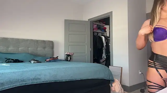 ElenaErickson online show from 01-20-25, 08:07