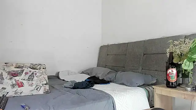 tom colinn online show from 09-15-25, 01:11