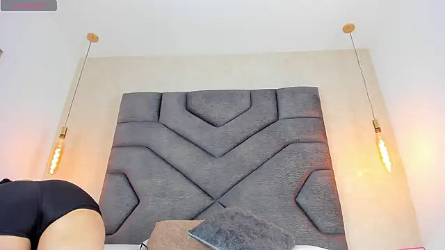 Liinda Saenz online show from 03-19-26, 11:32