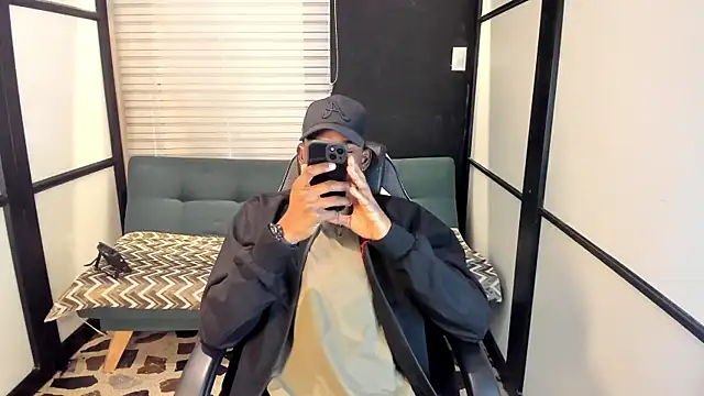 JacksonMuller  online show from 11-11-25, 01:39