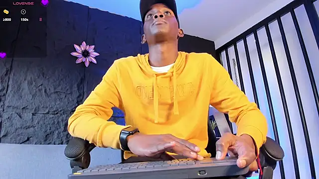 JacksonMuller  online show from 12-02-25, 01:24