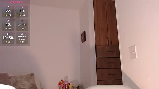 Snapshot of Marian_se chatting on 10-08-25, 12:34 Marian se online show from 10-08-25, 12:34