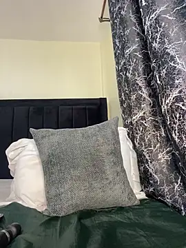 Sexy barb2 online show from 12-19-25, 01:46