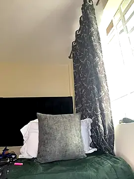 Sexy barb2 online show from 12-05-25, 08:13