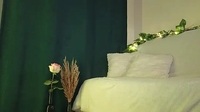 kristina amurova online show from 10-30-25, 10:06