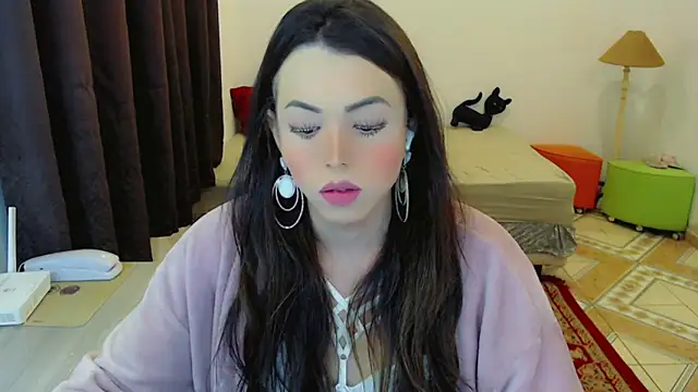 Sophie Fantasys online show from 05-03-26, 07:46