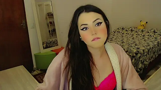 Snapshot of Sophie_Fantasys chatting on 06-21-26, 04:51 Sophie Fantasys online show from 06-21-26, 04:51