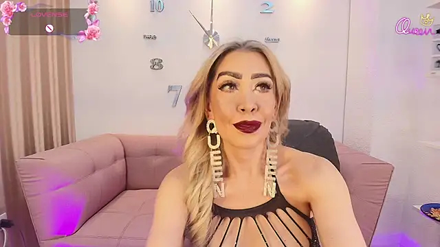 EvelinaGrey online show from 04-11-26, 05:26