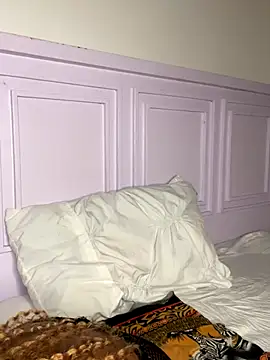 hot daily online show from 12-04-25, 09:36