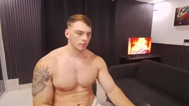Snapshot of YourHotGreg chatting on 04-18-26, 04:04 YourHotGreg online show from 04-18-26, 04:04