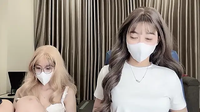 Snapshot of Mono-Stewardesss chatting on 03-19-25, 01:51 Mono-Stewardesss online show from 03-19-25, 01:51