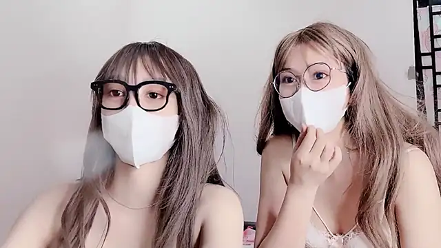 Snapshot of Mono-Stewardesss chatting on 12-06-24, 09:15 Mono-Stewardesss online show from 12-06-24, 09:15