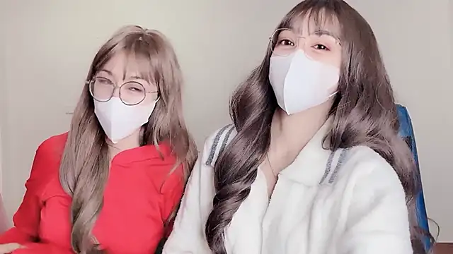 Snapshot of Mono-Stewardesss chatting on 02-27-25, 03:29 Mono-Stewardesss online show from 02-27-25, 03:29