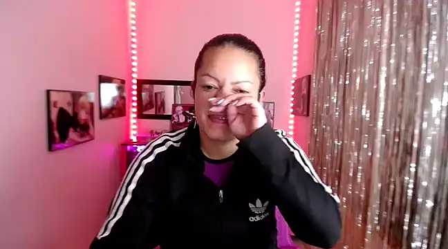 Cristal w online show from 03-13-25, 12:24