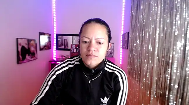 Cristal w online show from 03-13-25, 04:23