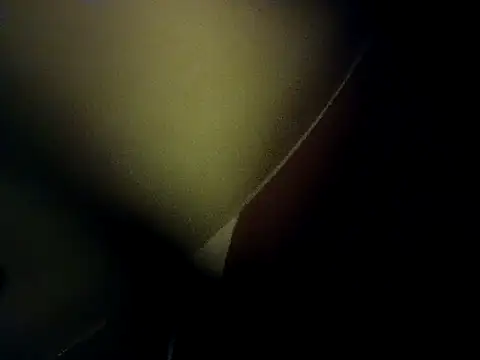 Snapshot of zsd_off chatting on 10-15-25, 11:18 zsd off online show from 10-15-25, 11:18